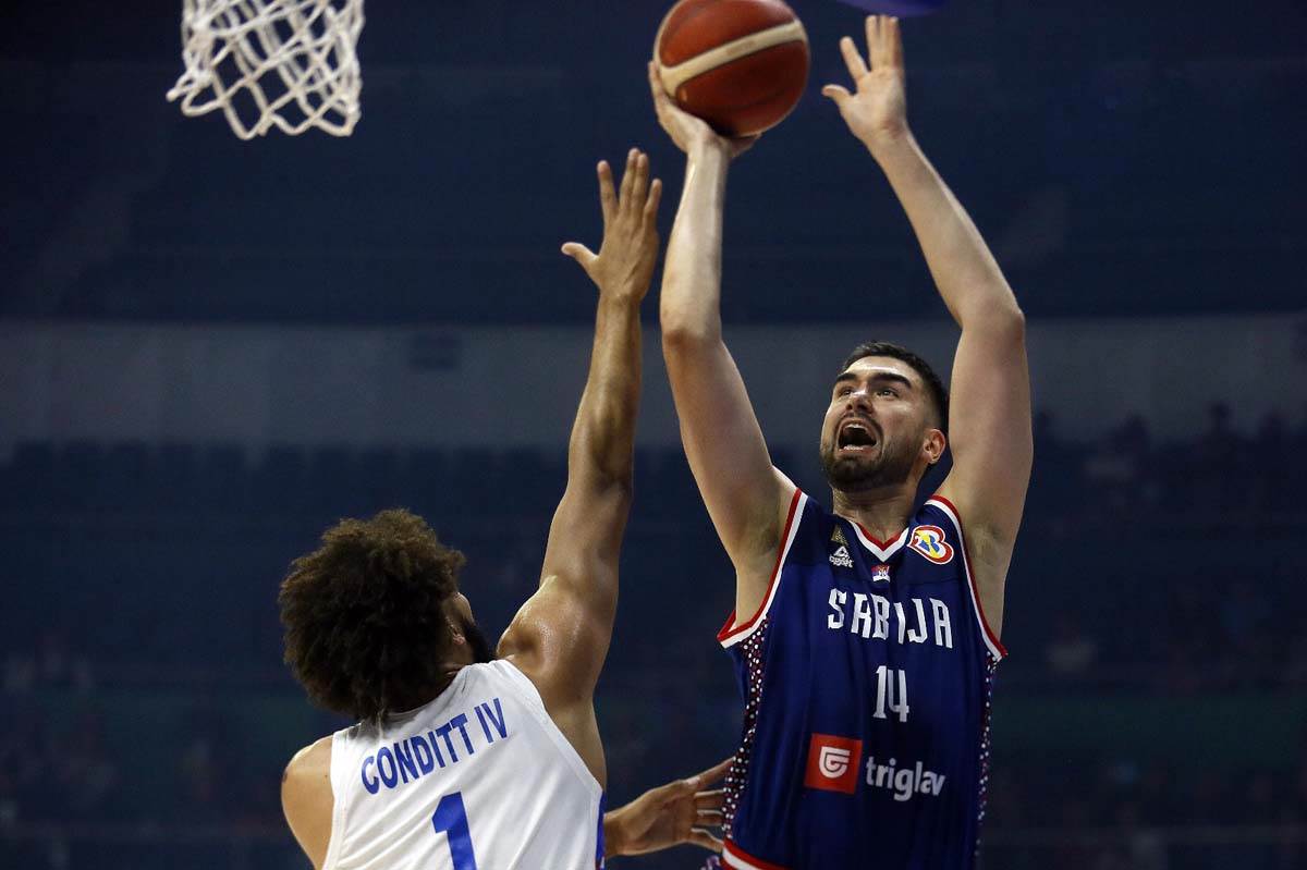 Srbija - Portoriko 1.jpg