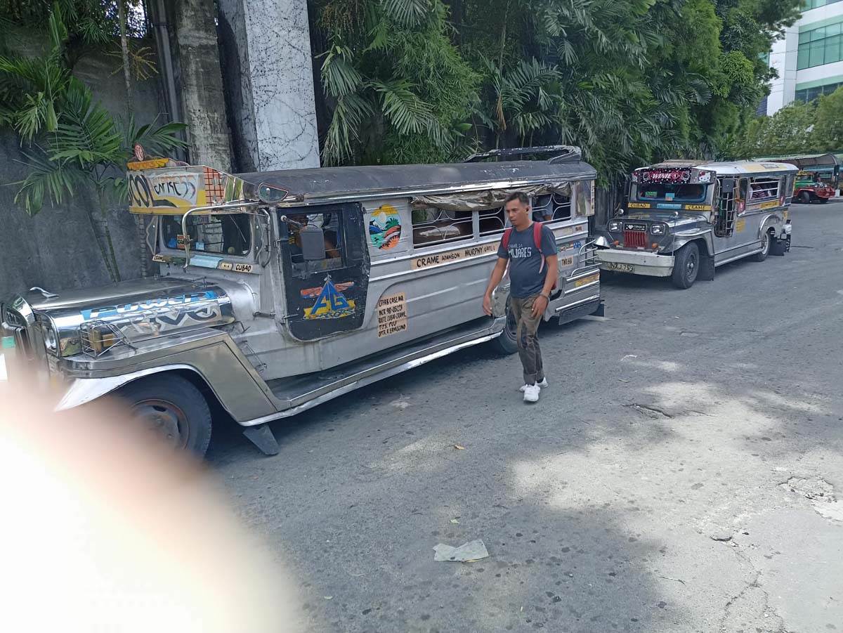 Džipni, Manila 13.jpg