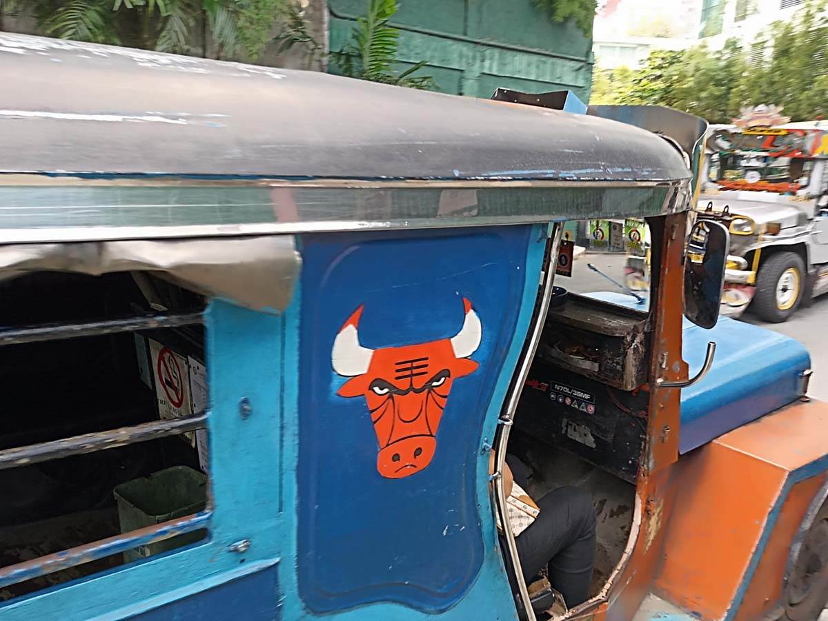 Džipni iznutra 13.jpg