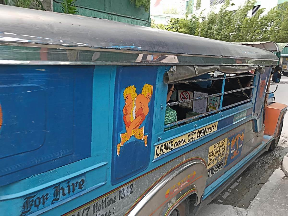 Džipni iznutra 14.jpg