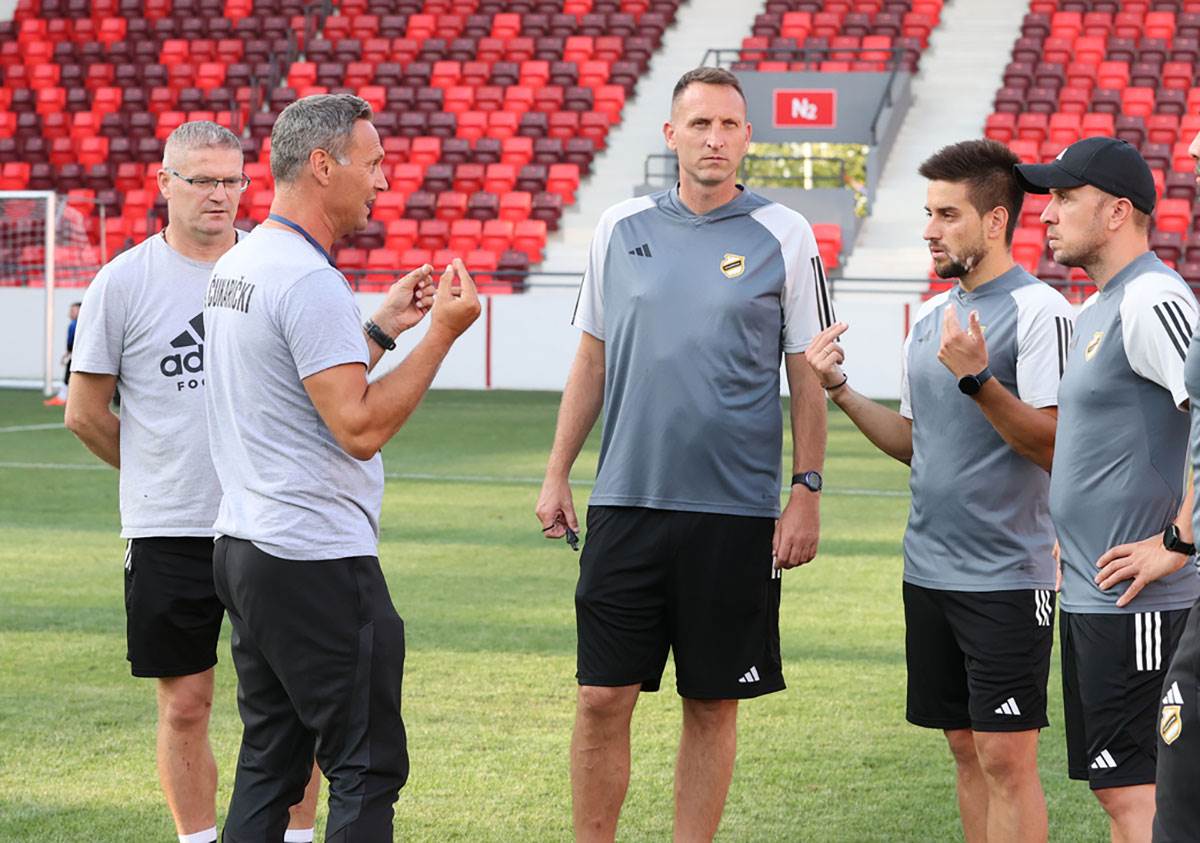 Čukarički Olimpijakos u Leskovcu najava utakmice