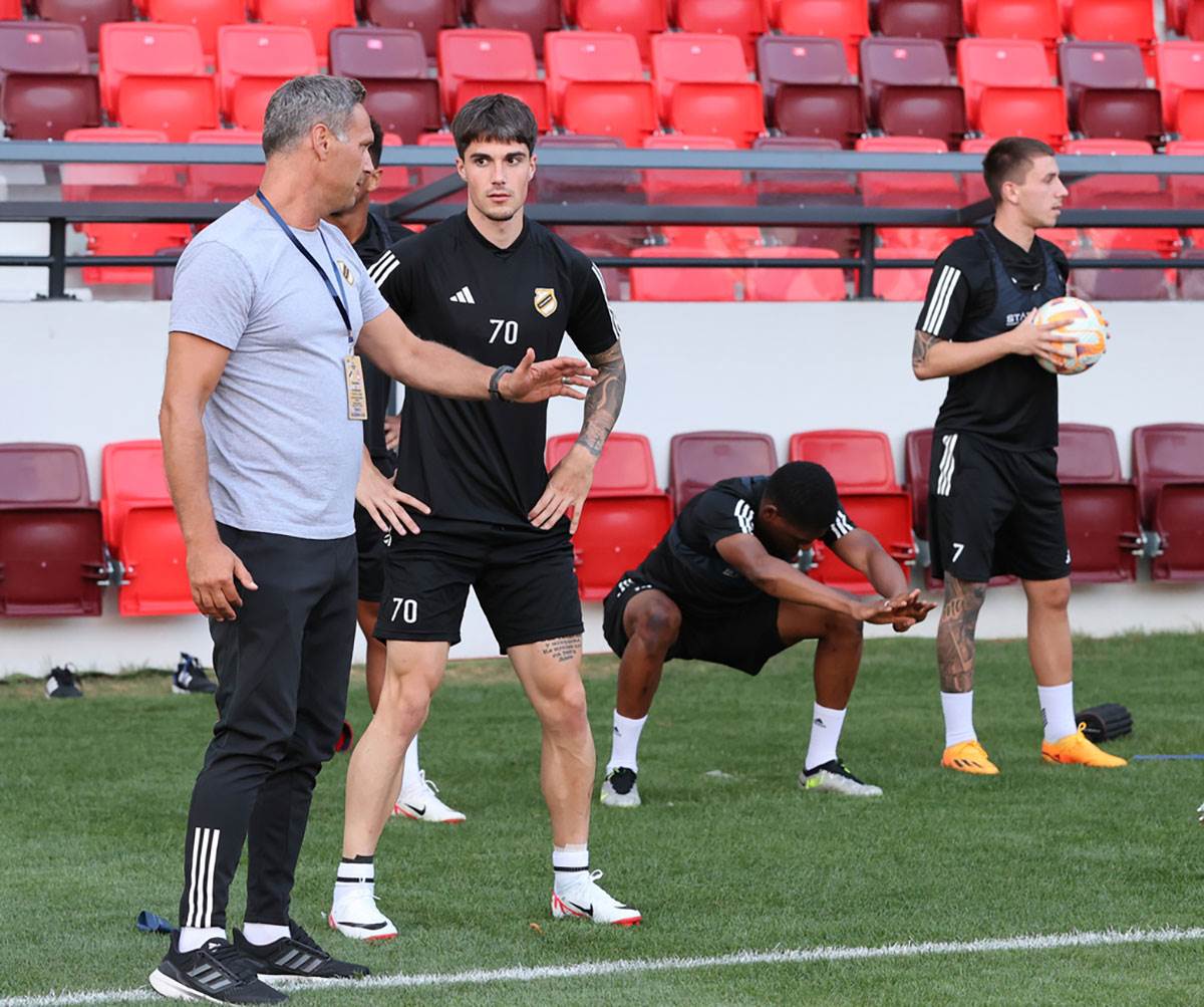 Čukarički Olimpijakos u Leskovcu najava utakmice