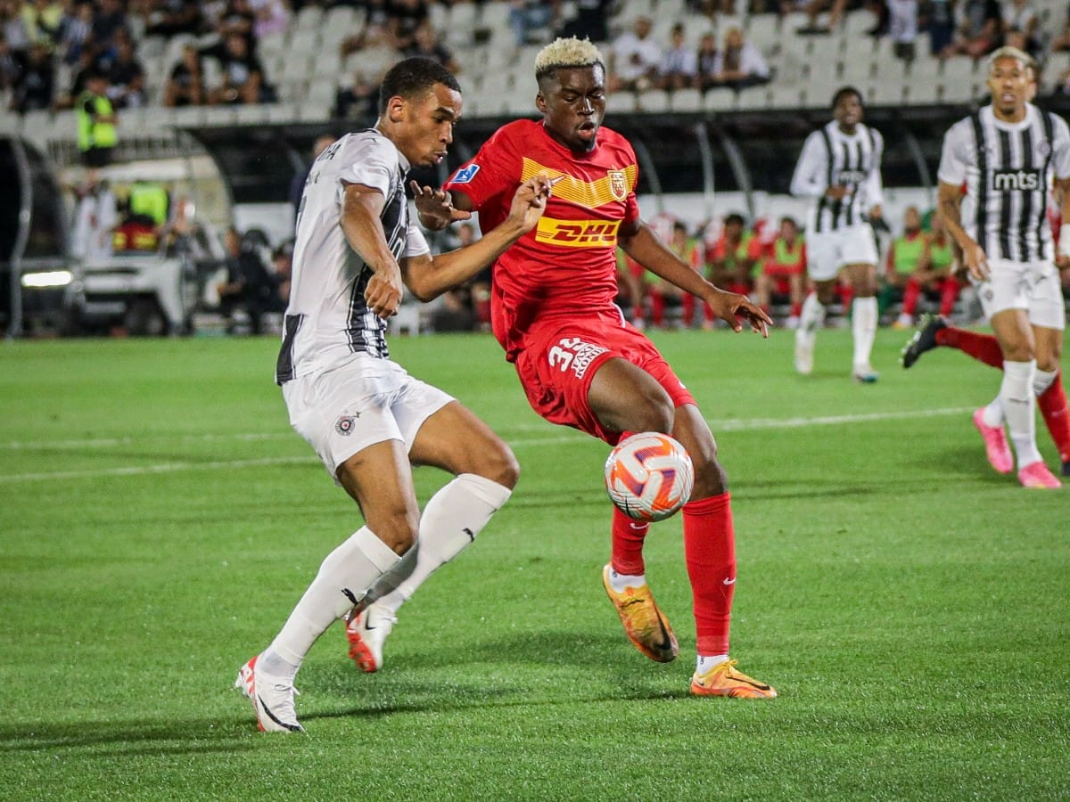 UEFA kaznila Partizan zbog navijača