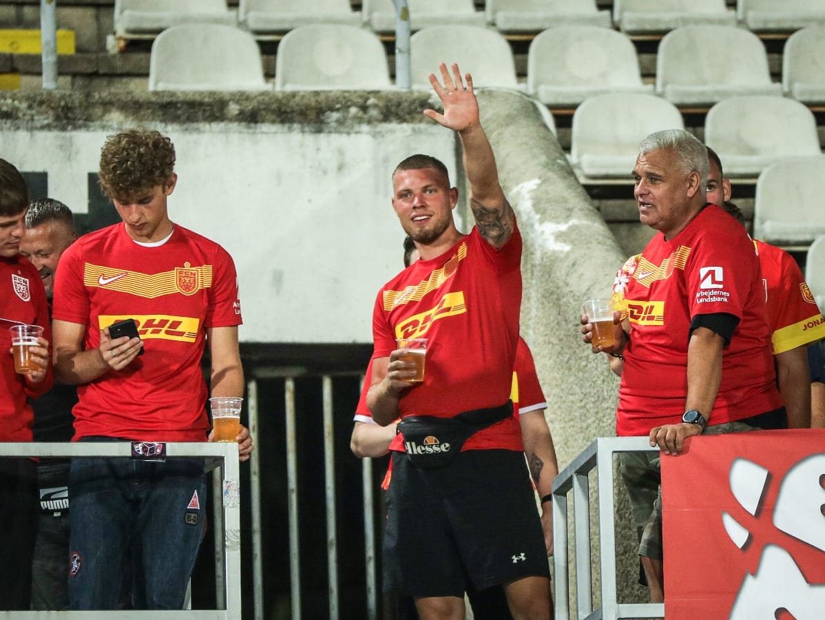 UEFA kaznila Partizan zbog navijača