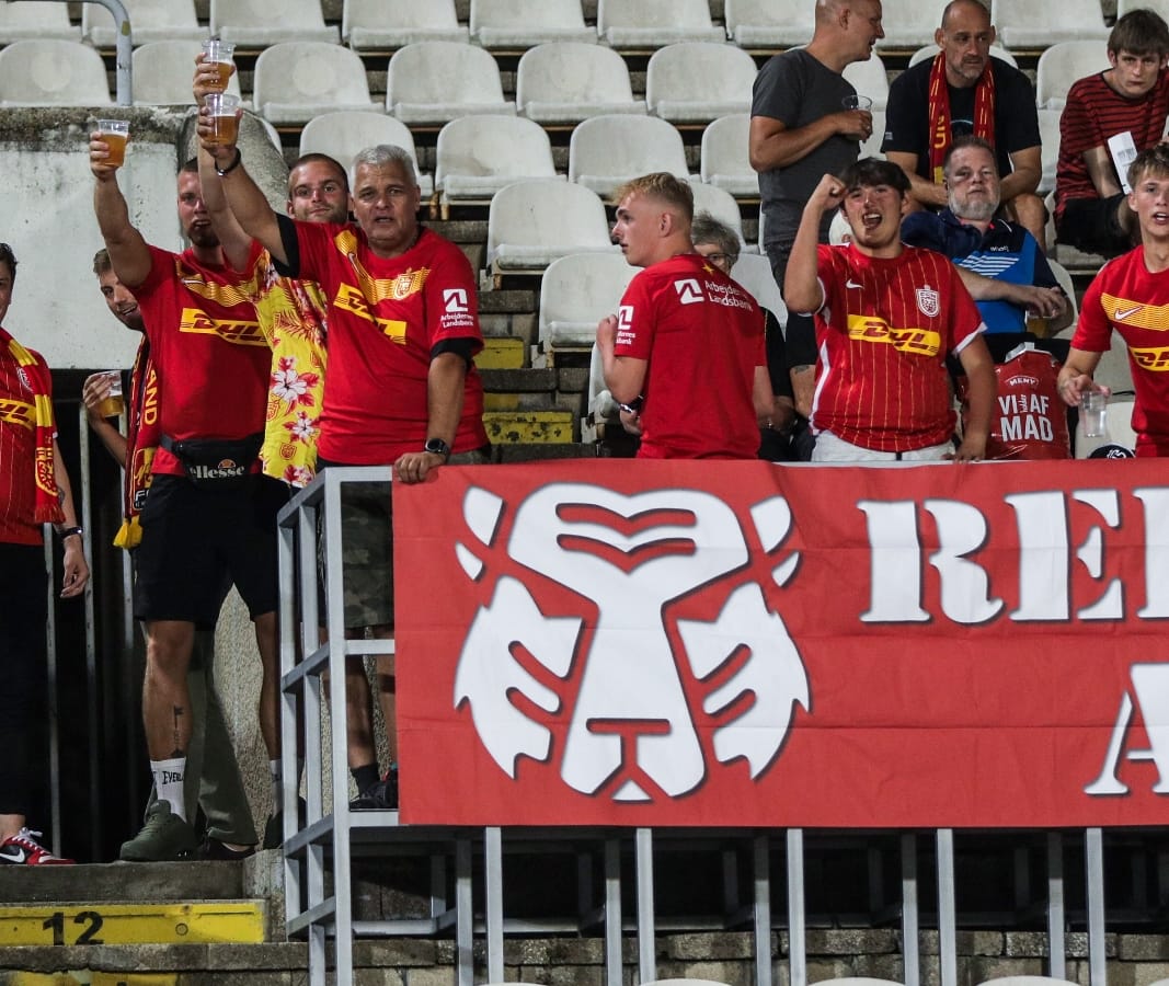 UEFA kaznila Partizan zbog navijača