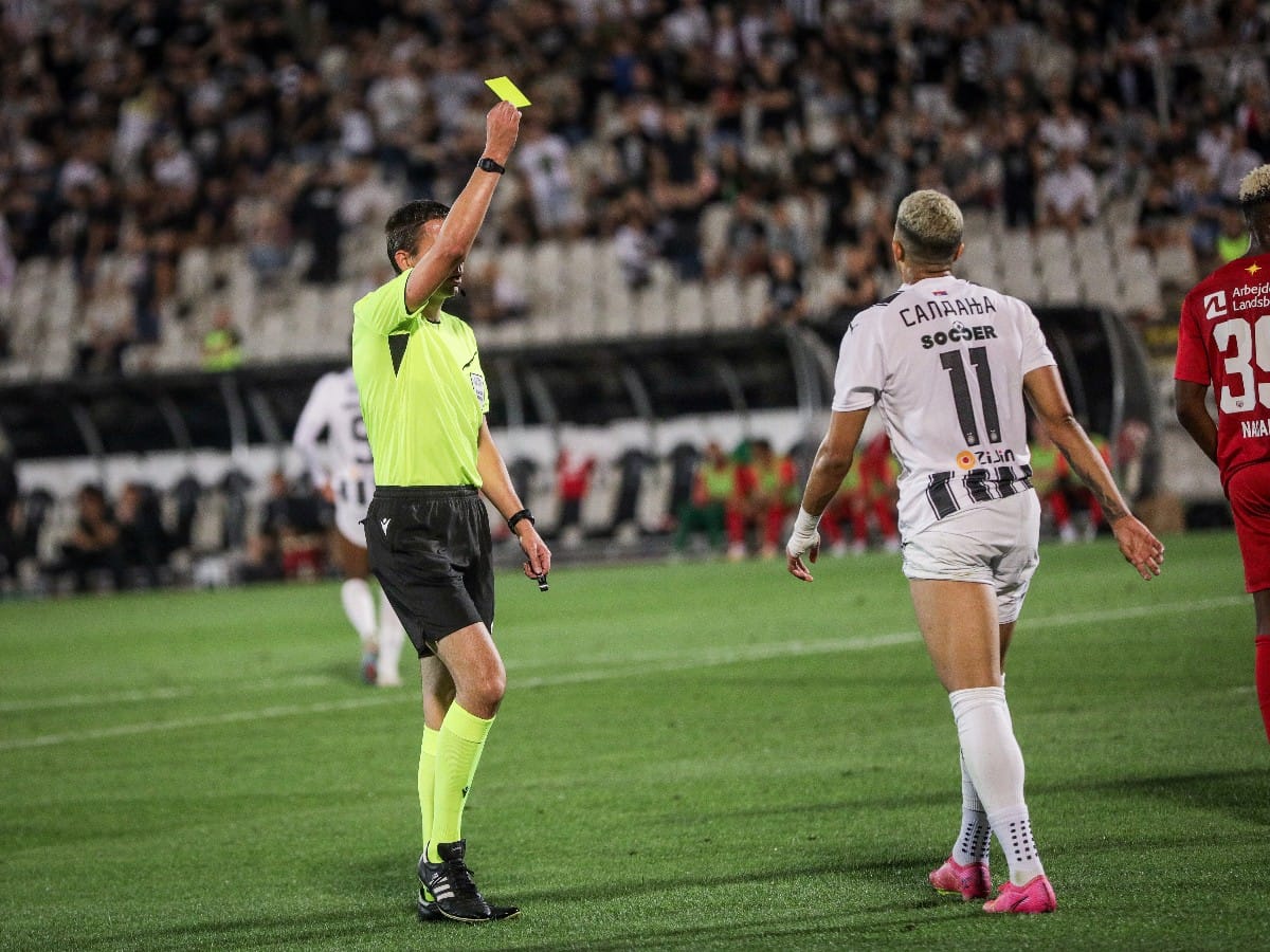 UEFA kaznila Partizan zbog navijača