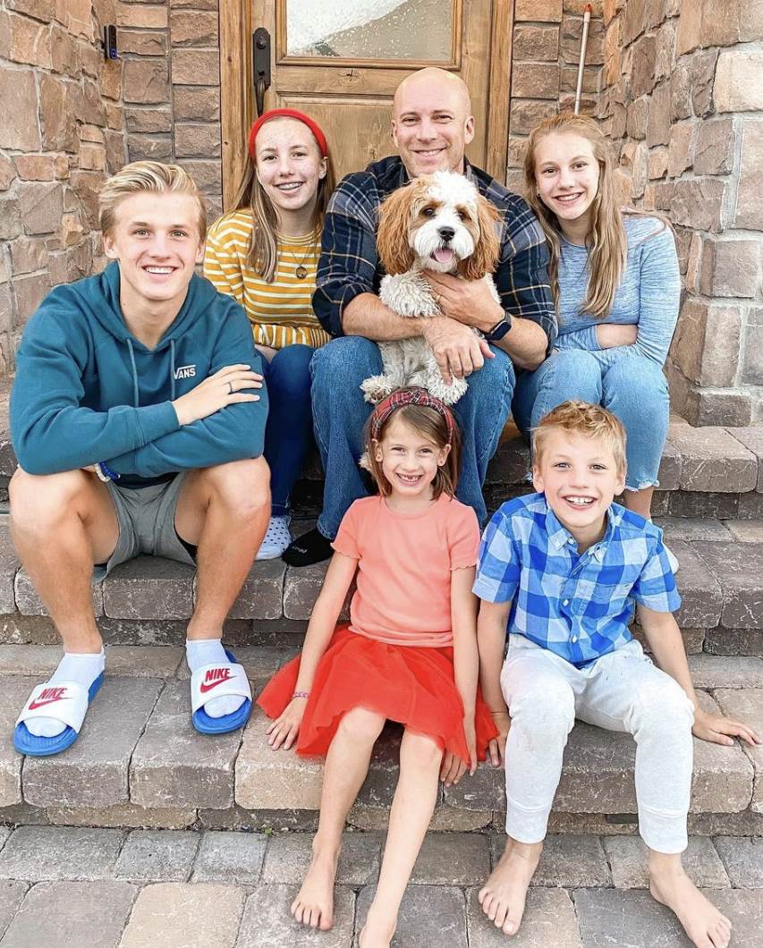 uhapsena influenserka maltretirala decu 13.png