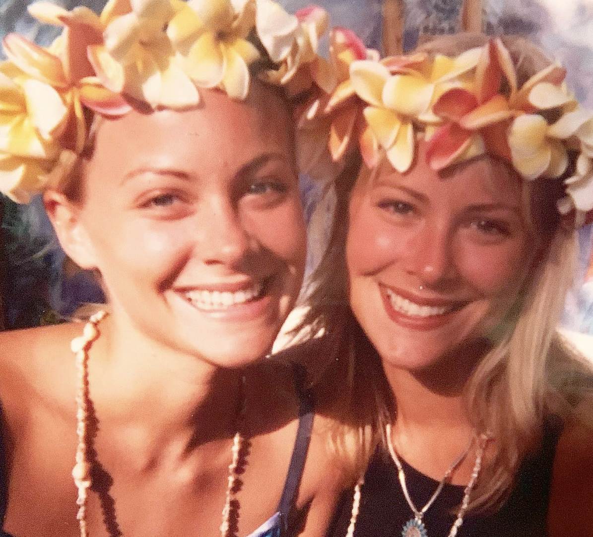 bliznakinje iz gimnazije 4.png