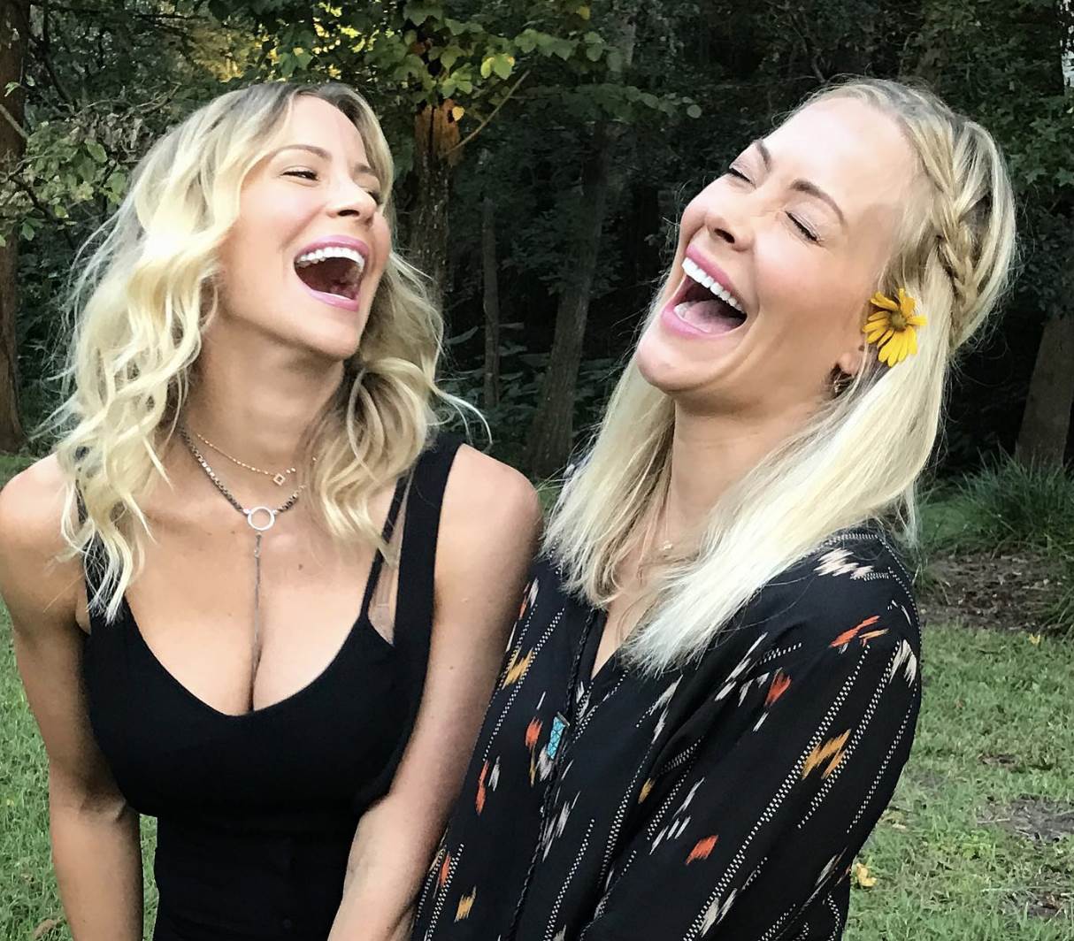 bliznakinje iz gimnazije 8.png