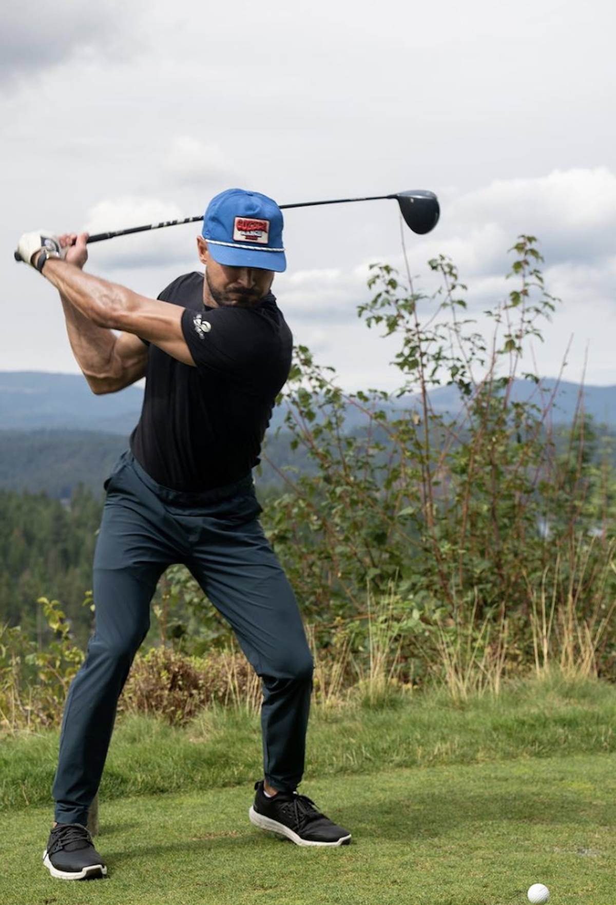 zak efron sa bratom 3.png