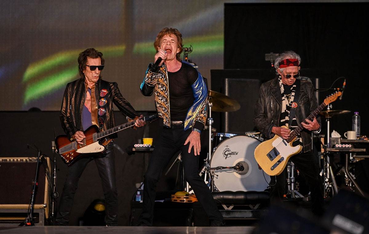 Rolling Stonsi (1).jpg