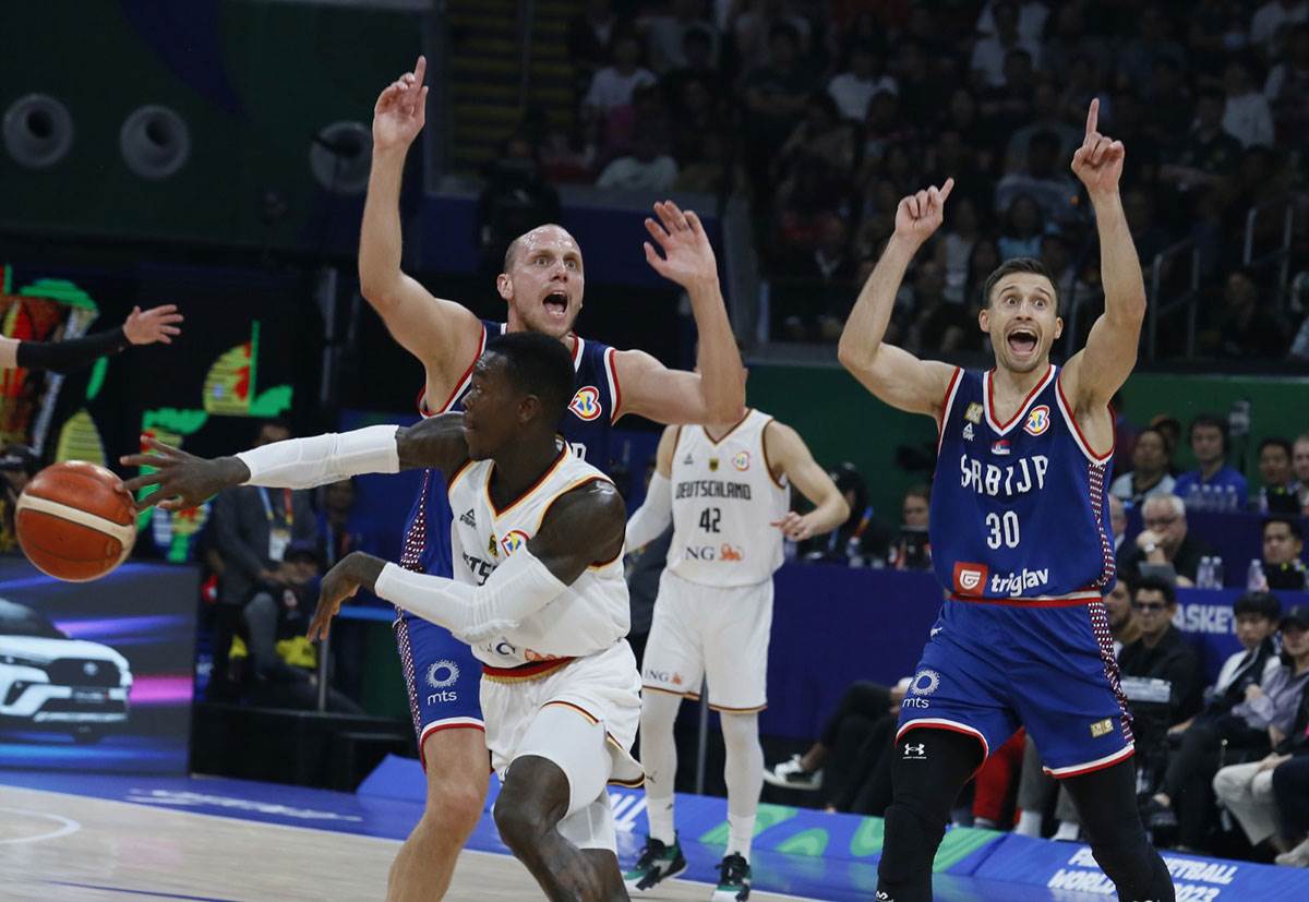 Karmelo Antoni skinuo kapu Bogdanu Bogdanoviću