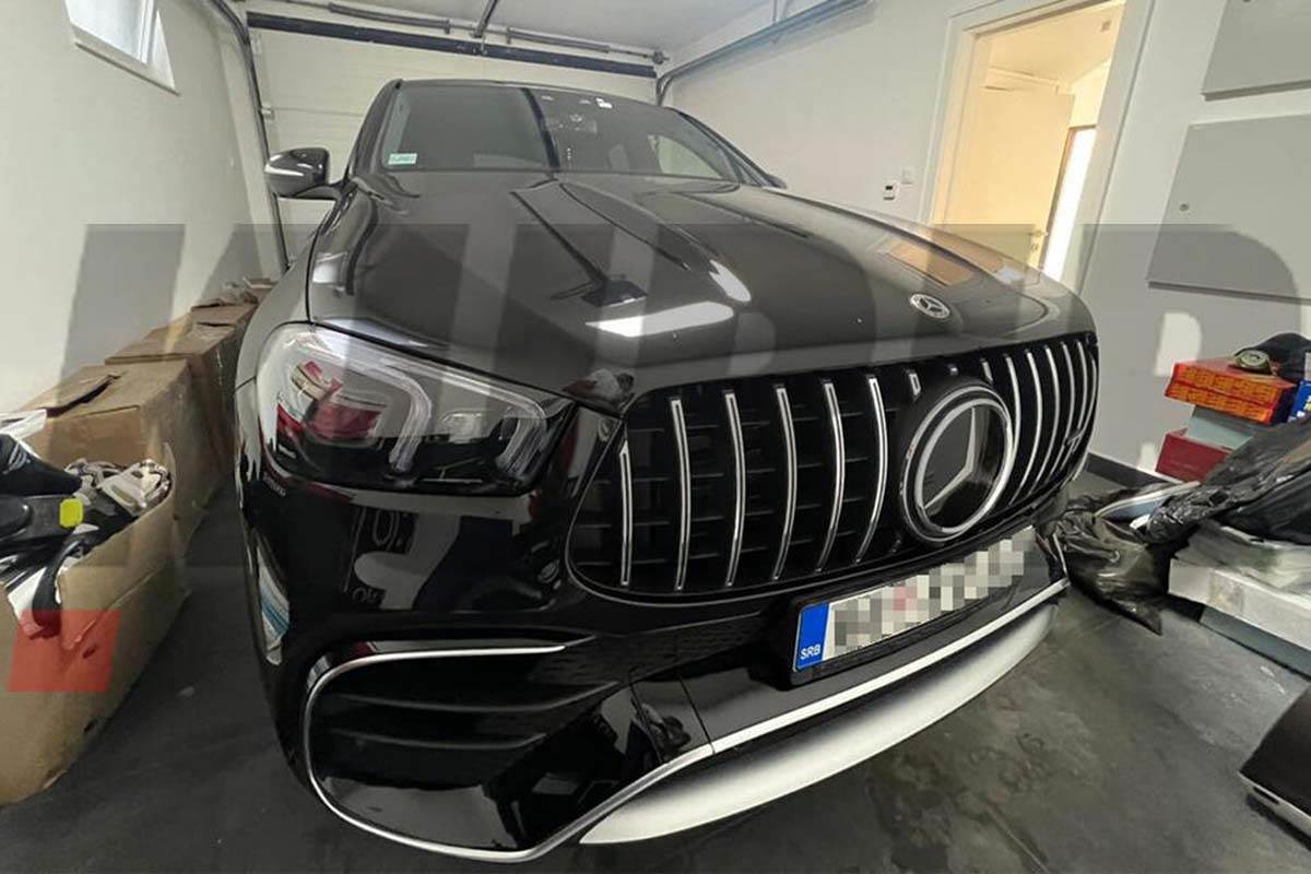 Uhapšeni poreski inspektori  (6).jpg