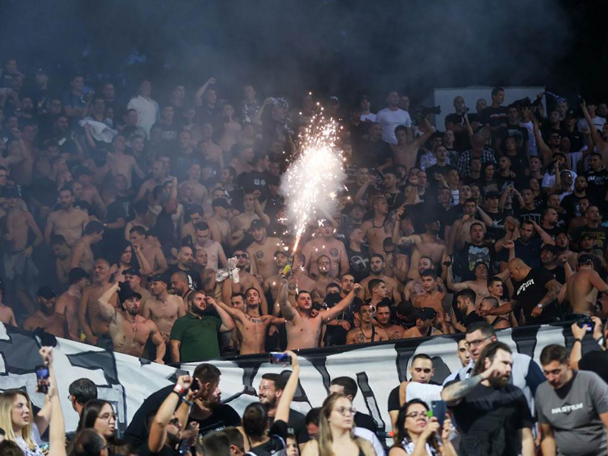 Partizan igra protiv Gajdobre u košarci