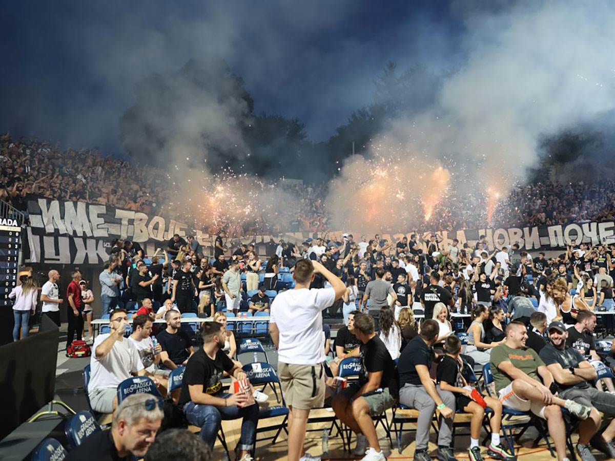 Partizan igra protiv Gajdobre u košarci