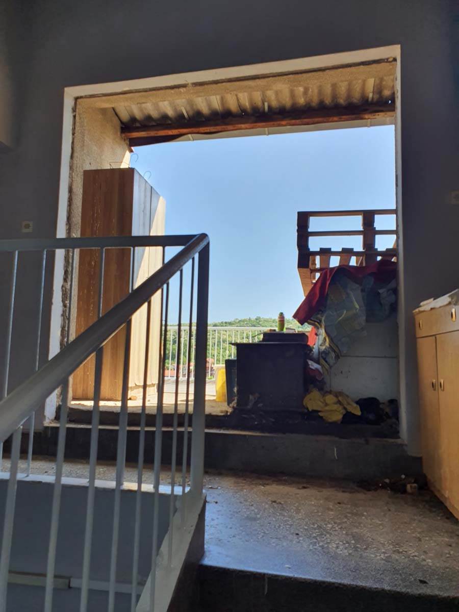 Renoviranje solitera pre i posle 4.jpg