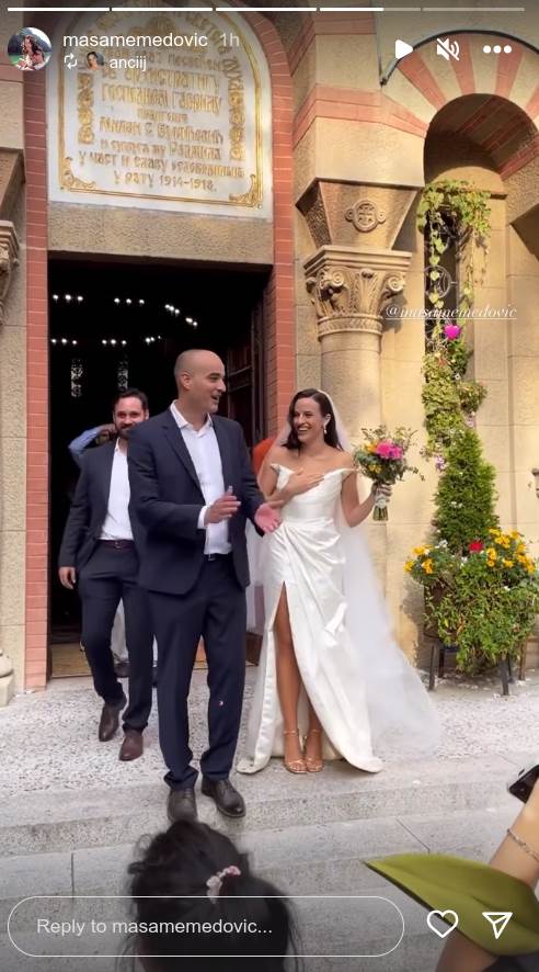 maša memedović4.jpg