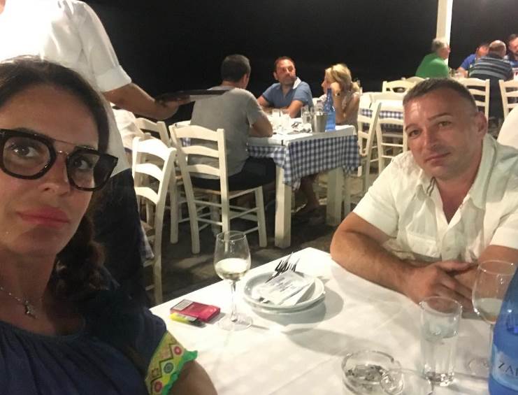 milena kačavenda muž1.png