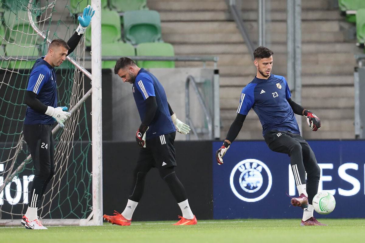 Fudbaleri Čukarićkog (11).jpg