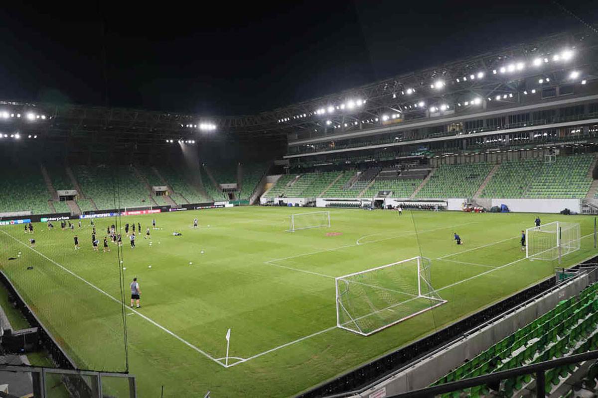 Fudbaleri Čukarićkog (1).jpg