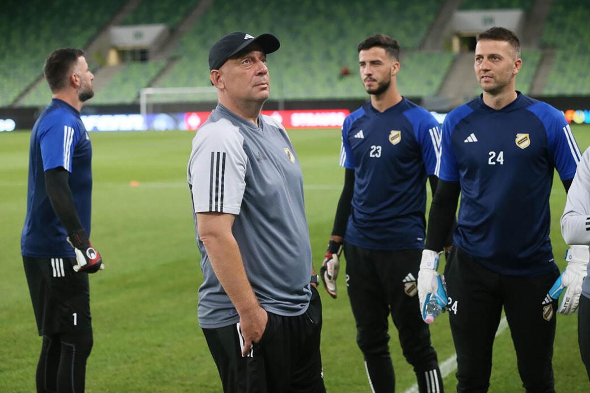 Fudbaleri Čukarićkog (30).jpg