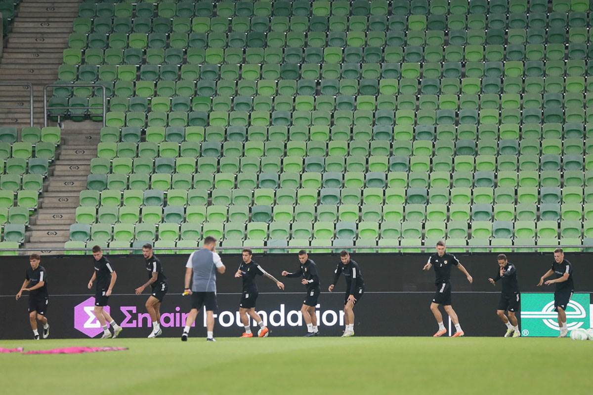 Fudbaleri Čukarićkog (24).jpg