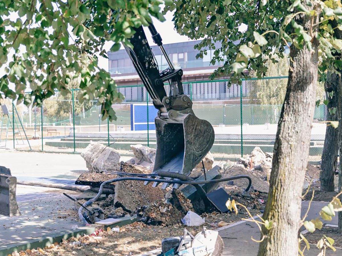 rusenje terena 25. maj (7).jpg