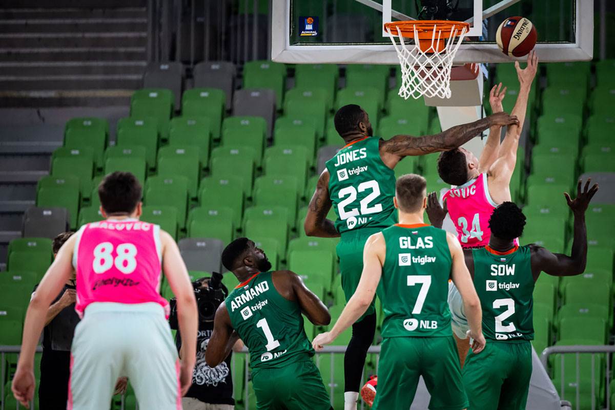 Mega MIS protiv Cedevita Olimpije (10).jpg