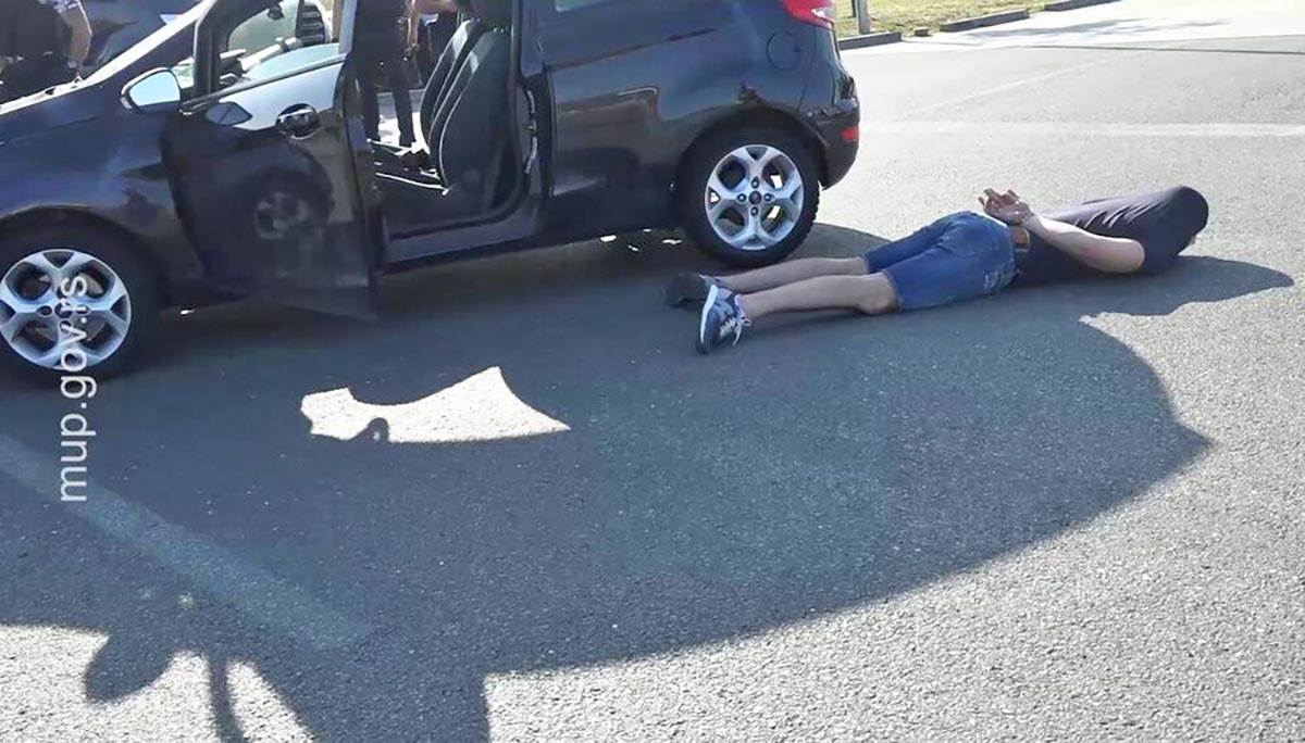 Hapšenje dilera u Novoj Pazovi