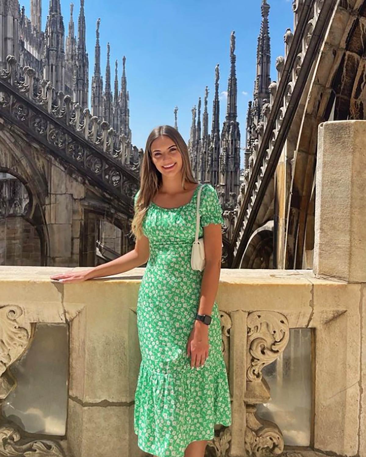 Nataša Beresford (10).png