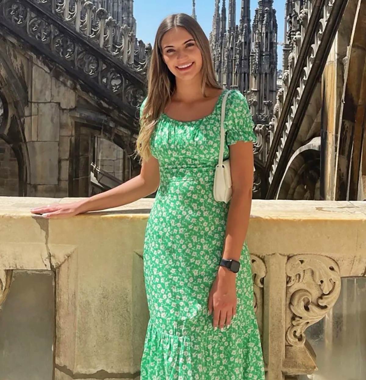 Nataša Beresford (12).png