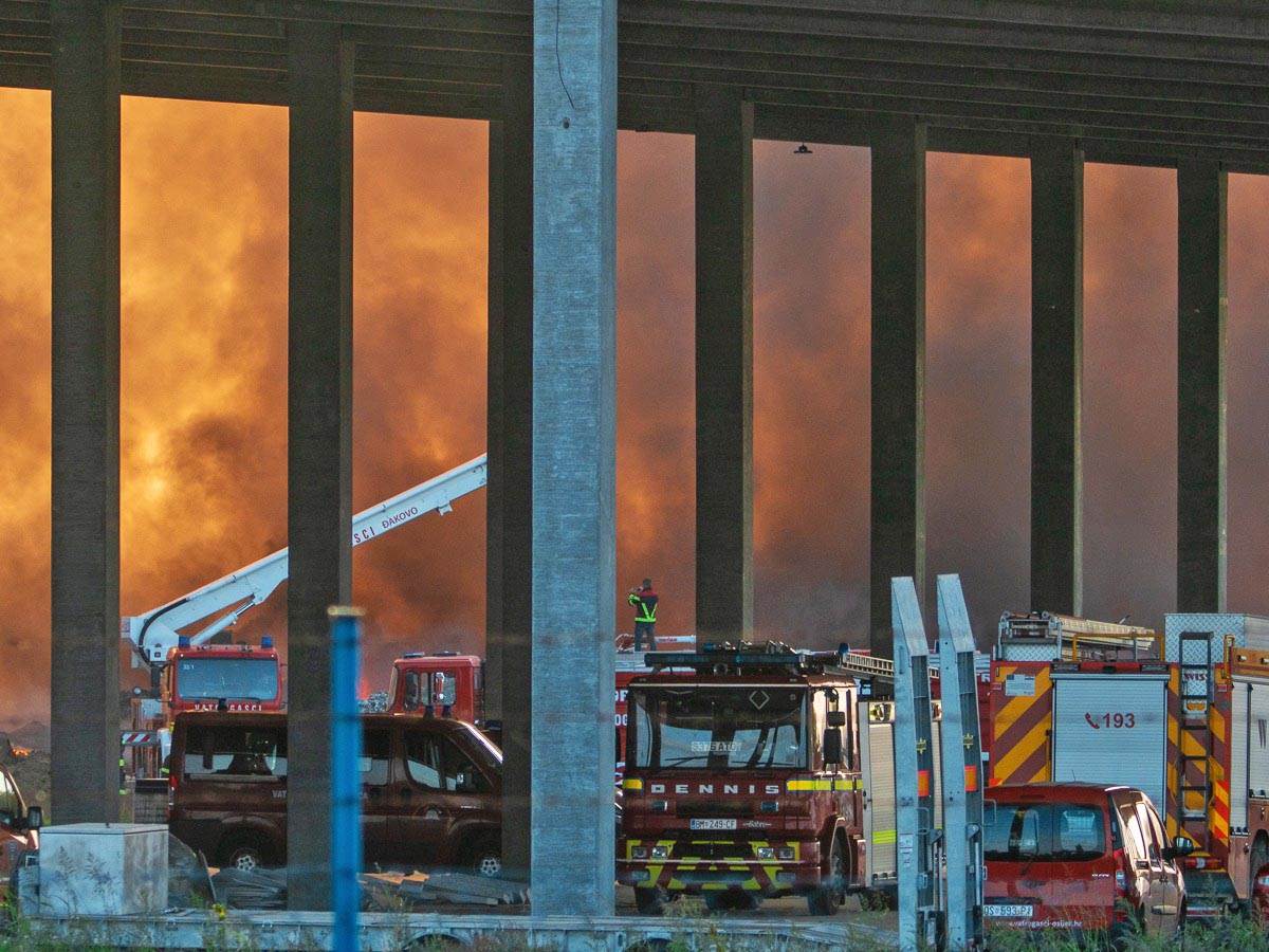 Požar Osijek (11).jpg