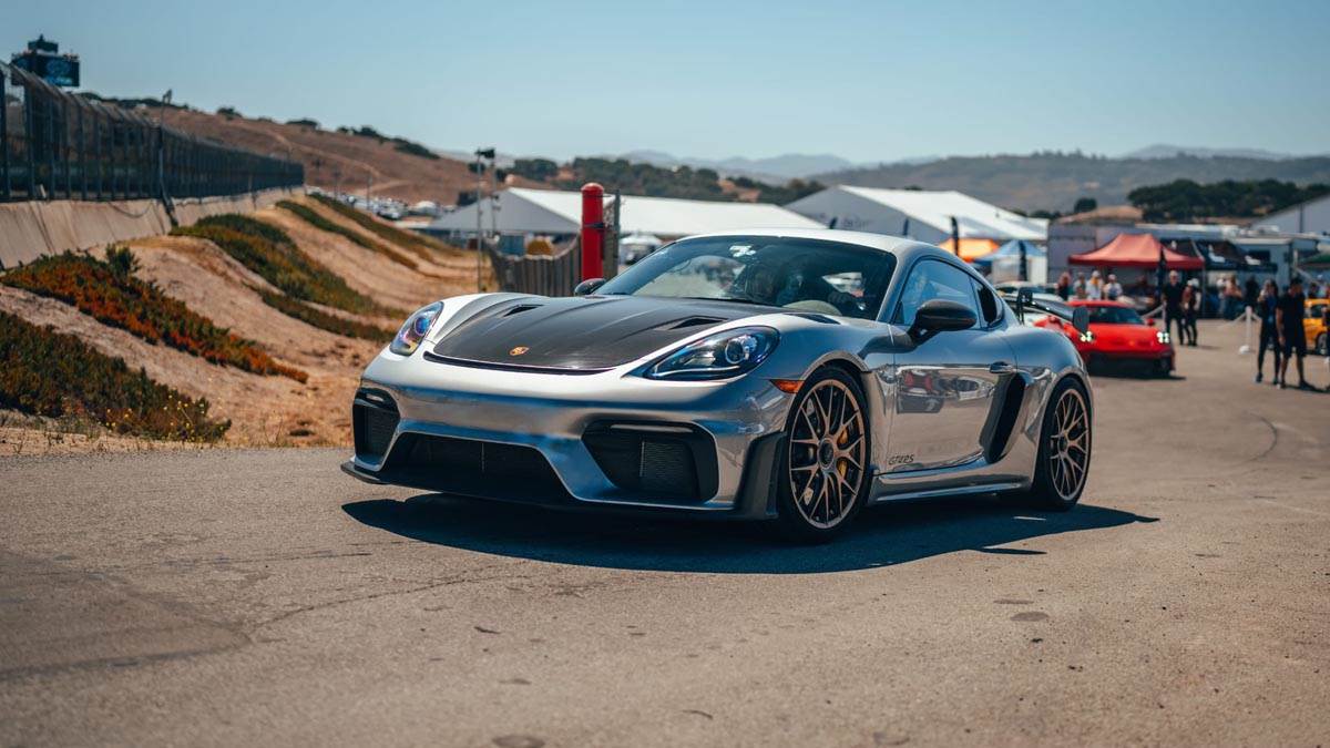 Vožnja po legendarnoj stazi Laguna Seca u Kaliforniji