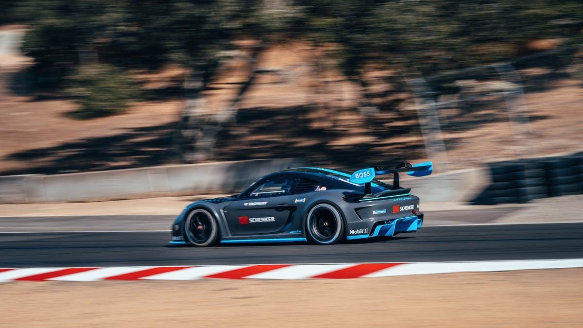 Rennsport_7_Atmosphere-3_RP - 22.jpg