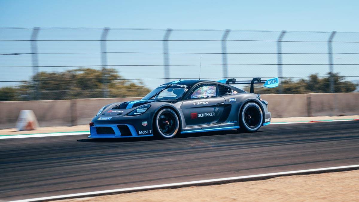 Rennsport_7_Atmosphere-3_RP - 27.jpg