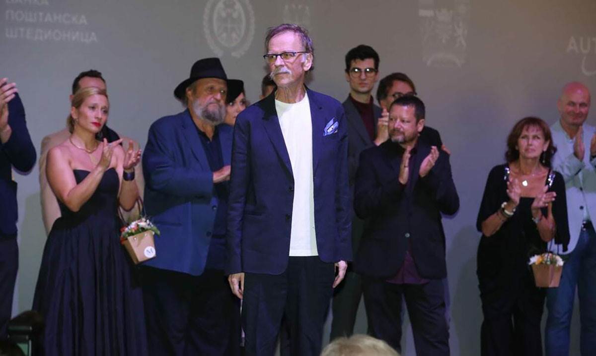 LAUŠEVIĆ PRVI PUT U JAVNOSTI NAKON IZLASKA IZ BOLNICE  (5).jpg