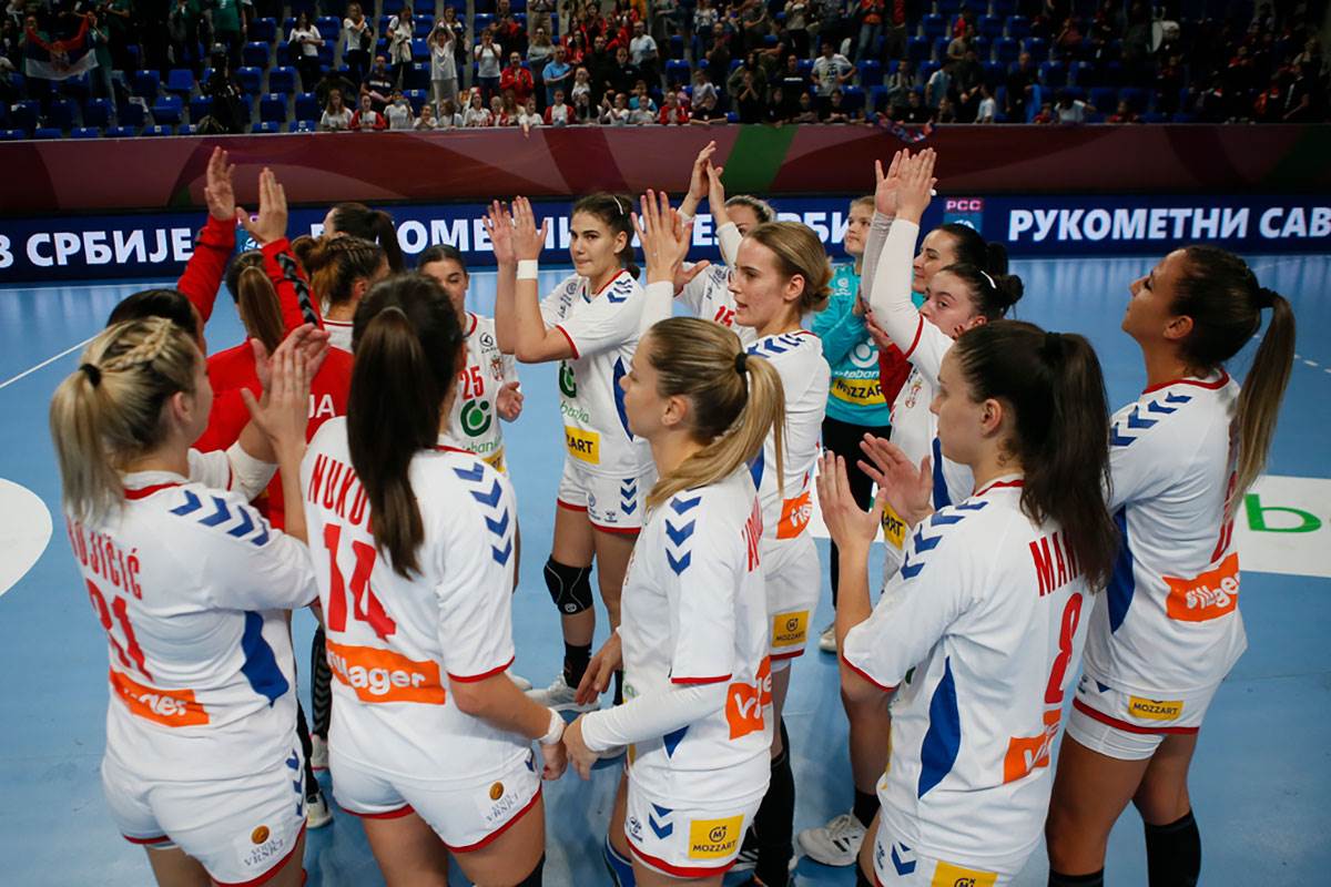 Srbija - Bugarska u kvalifikacijama za Evropsko prvensto u rukometu za žene (3).jpg