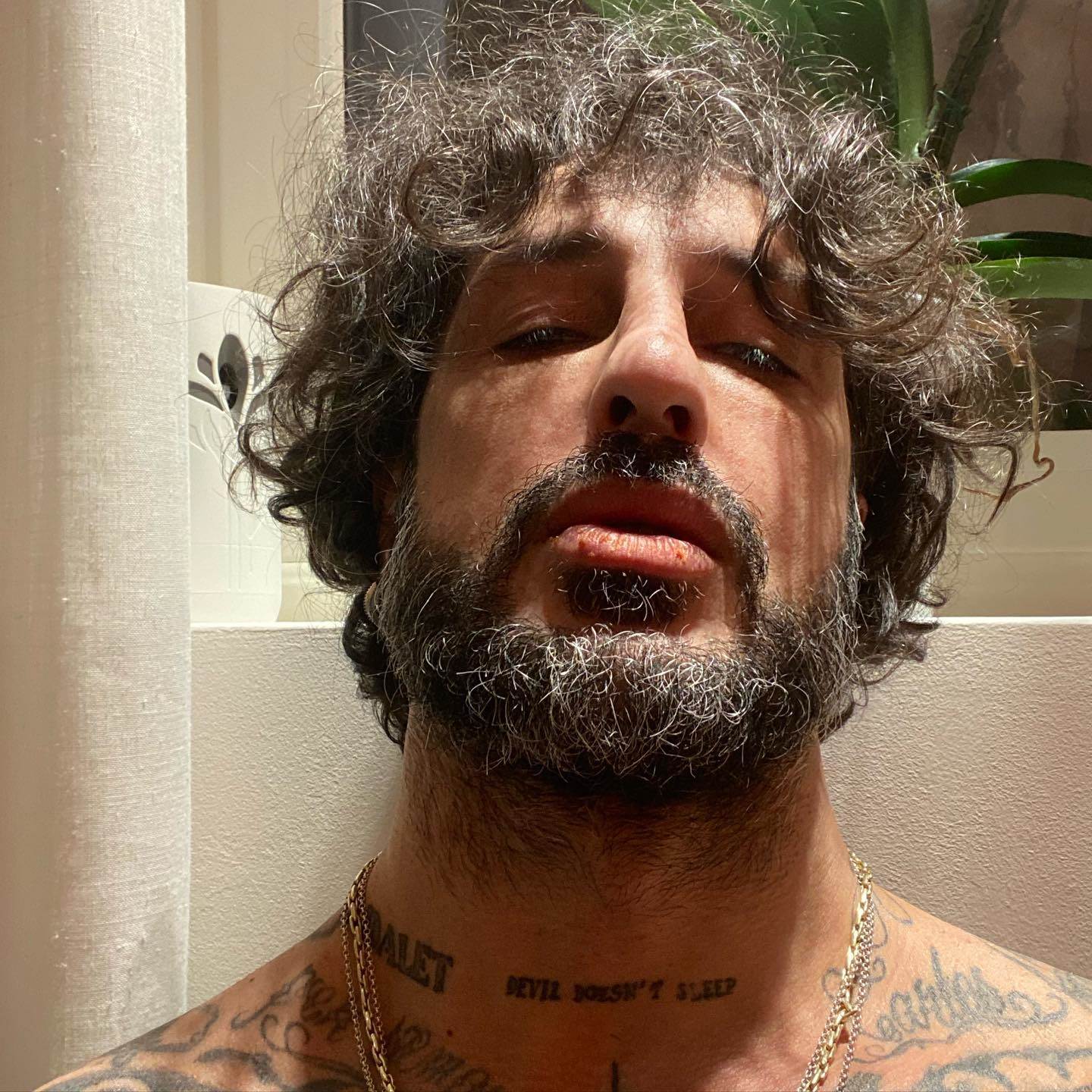 Italijanski fudbaleri u strahu Fabricio Korona