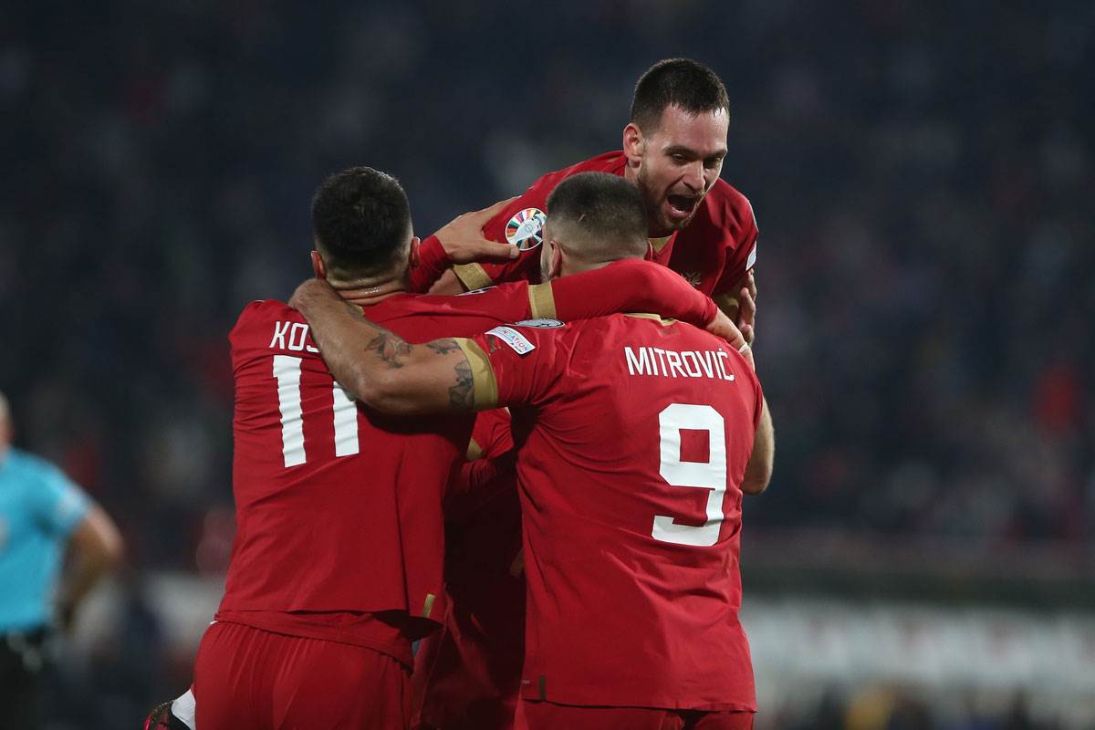 Dušan Tadić se skinuo go i pokazao trbušnjake izjava Srbija Crna Gora 