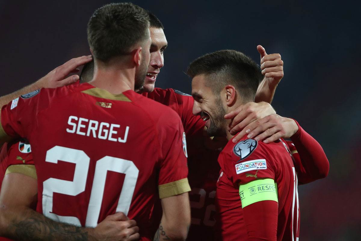 Dušan Tadić se skinuo go i pokazao trbušnjake izjava Srbija Crna Gora 