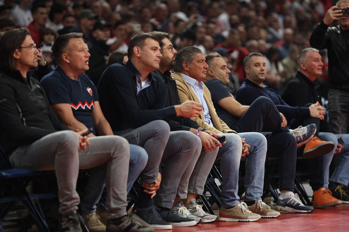 Crvena zvezda Monako (1).jpg