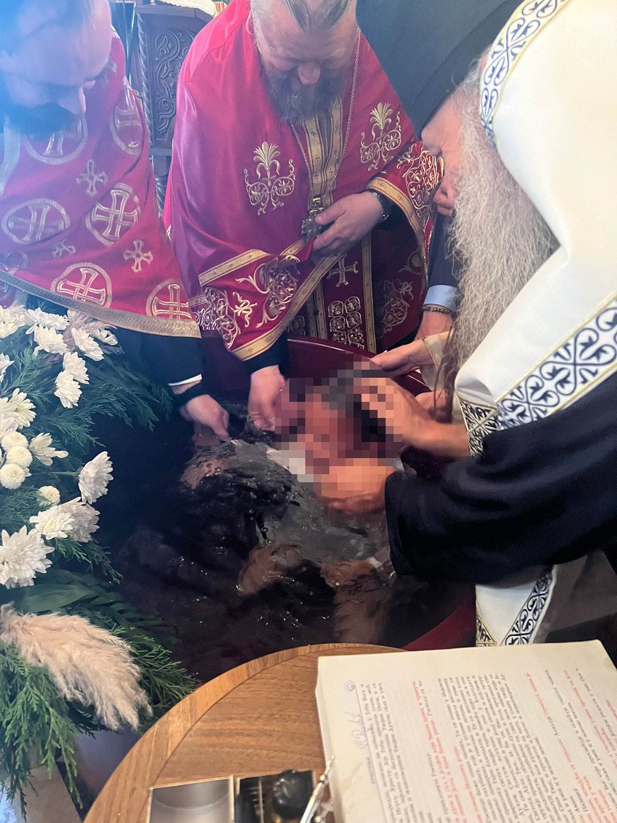 Krštenje Stefana i Tare Đković (4).jpg