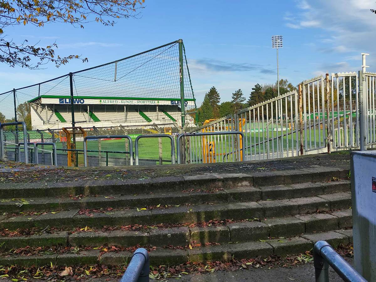 Stadion Alfred Kunze (10).jpg