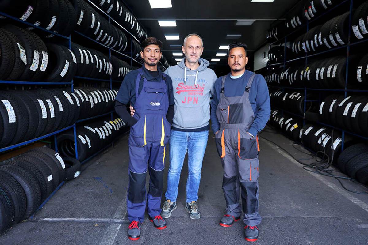 Radnici Nepal (5).jpg