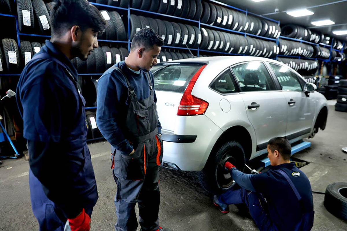 Radnici Nepal (7).jpg