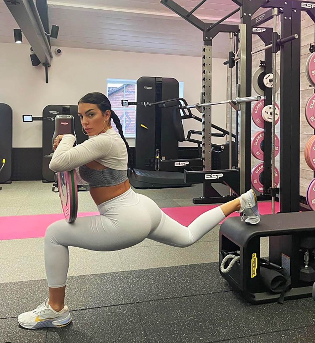 Georgina Rodrigez (2).jpg