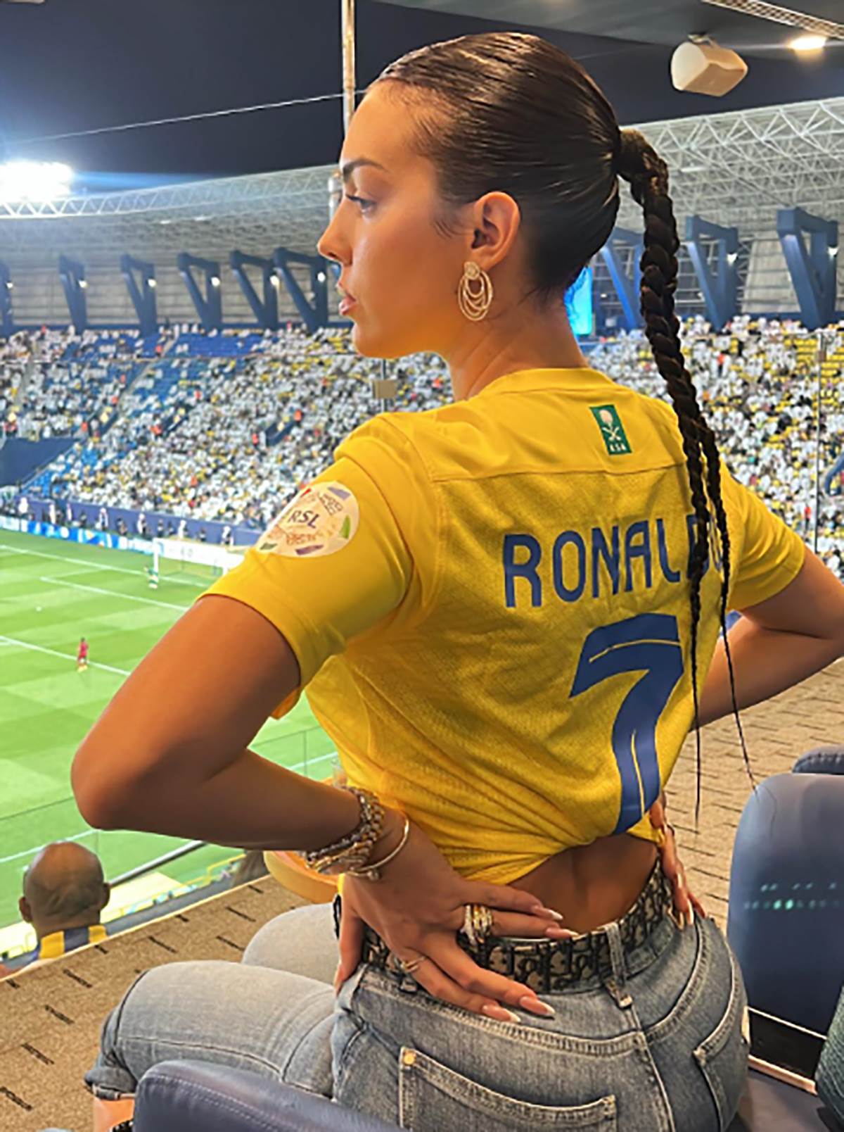 Georgina Rodrigez (10).png