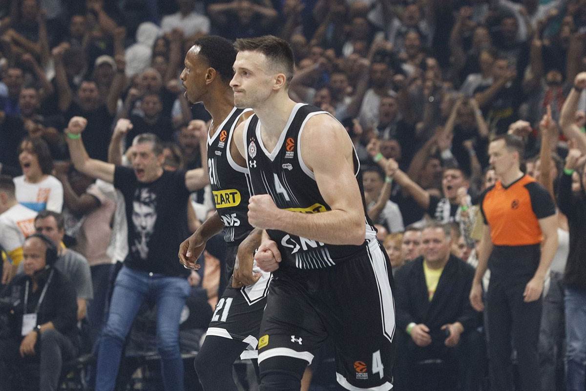 derbi kk partizan - kk crvena zvezda (14).jpg