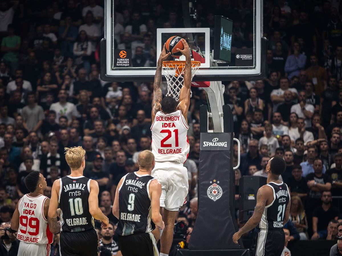 Partizan Zvezda Derbi Kosarka (21 of 36).jpg