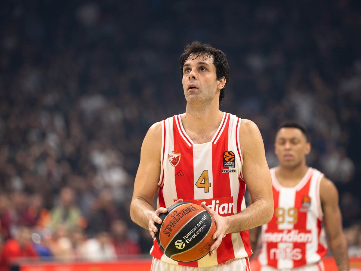 Partizan Zvezda Derbi Kosarka (30 of 36).jpg